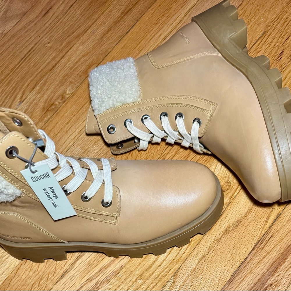 New Cougar Tan Leather Waterproof Boots Size 9 M Lace Up Boots